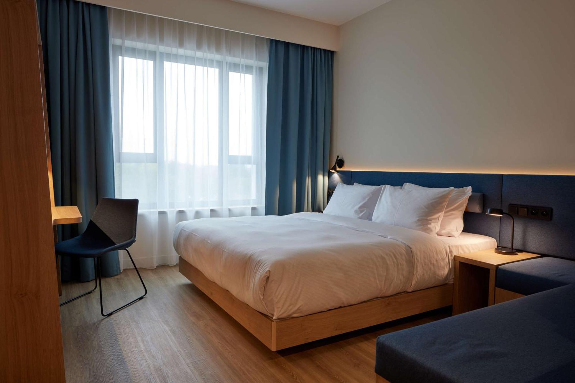 Hotel Hampton By Hilton Poznan Swarzędz Esterno foto