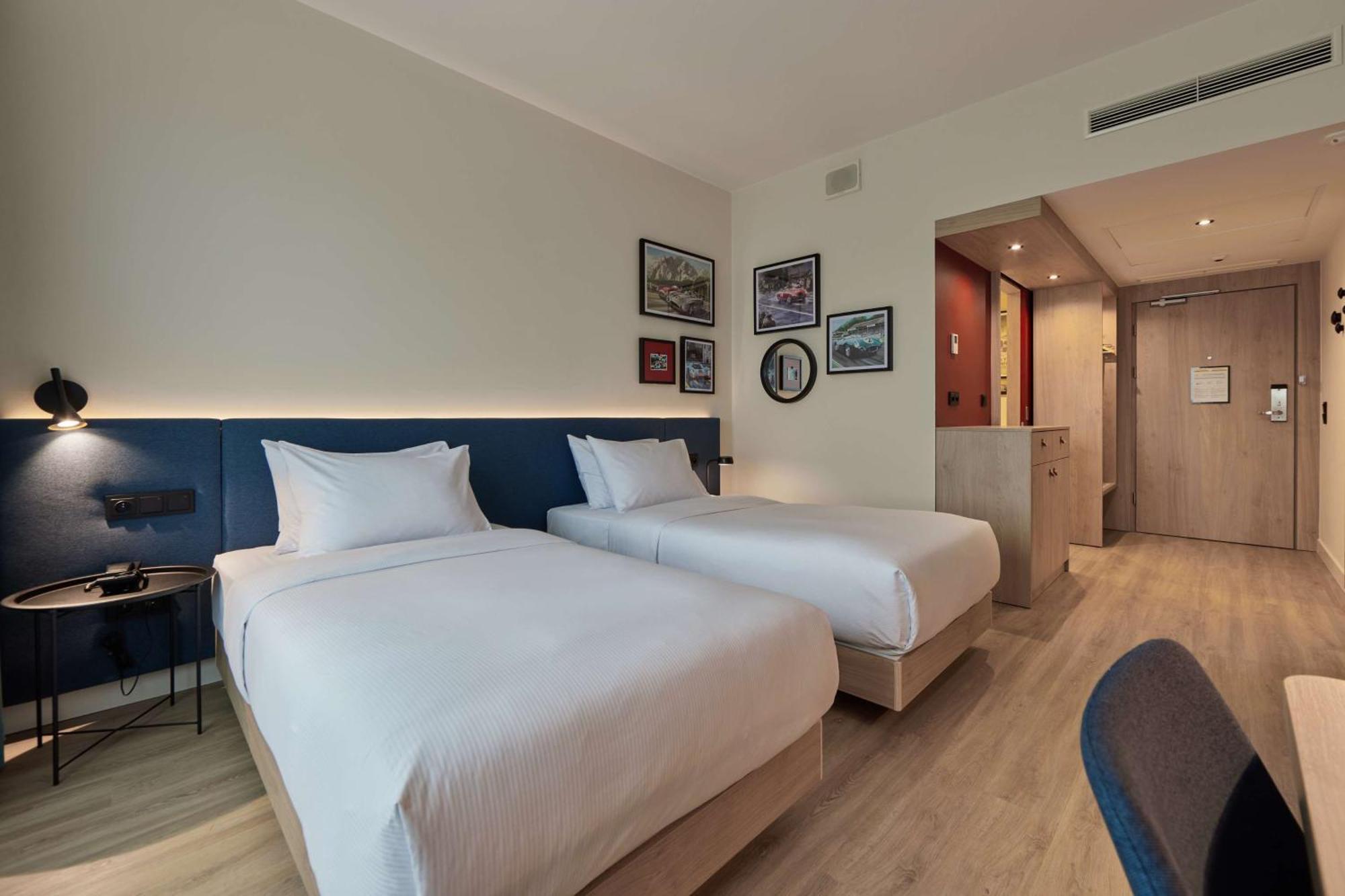 Hotel Hampton By Hilton Poznan Swarzędz Esterno foto